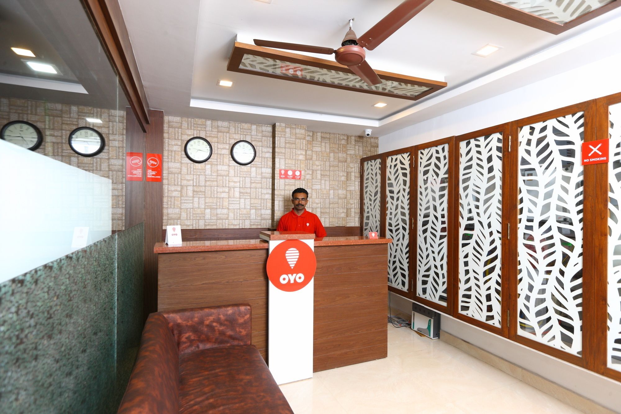 Oyo 6626 Khaleej Residency Hotel Csennai Kültér fotó